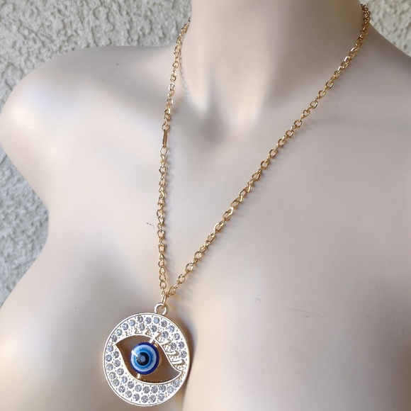 Big & Garish Gold Tone & Rhinestone Studded Evil Eye Pendant on 20" Faux Chain - Picture 8 of 8